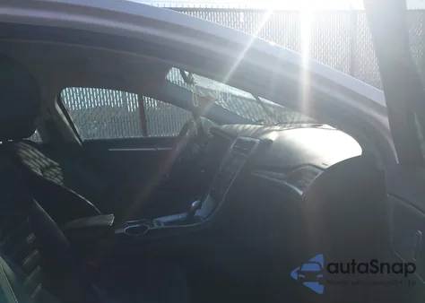 2013 Ford Fusion Se z USA, uszkodzony, nr VIN 3FA6P0H77DR162114